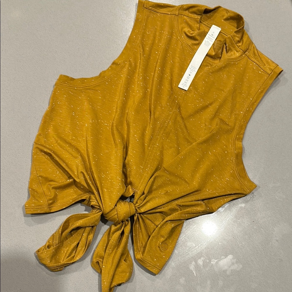 LULULEMON NWOT WOMENS 4 Mustard Yellow Sleeveless Tie-Front Top